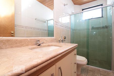 Apartamento para alugar com 130m², 3 quartos e 4 vagas