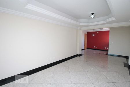 Apartamento para alugar com 3 quartos, 130m² em Prado, Belo Horizonte