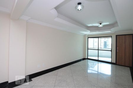 Apartamento para alugar com 3 quartos, 130m² em Prado, Belo Horizonte