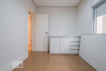 Quarto 1 de casa para alugar com 3 quartos, 120m² em Jardim Aeroporto, São Paulo