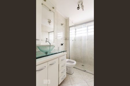 Banheiro  de apartamento à venda com 2 quartos, 87m² em Vila Oratório, São Paulo