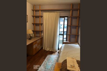 Apartamento à venda com 330m², 4 quartos e 4 vagasQuarto