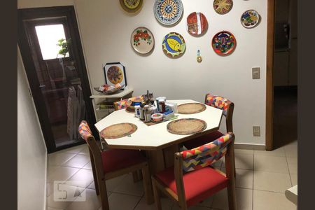 Apartamento à venda com 330m², 4 quartos e 4 vagasCozinha