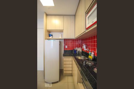 Sala e cozinha de apartamento para alugar com 1 quarto, 35m² em Santo Agostinho, Belo Horizonte