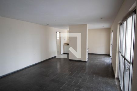 Apartamento à venda com 76m², 2 quartos e 1 vagaÁrea comum - Salão de festas