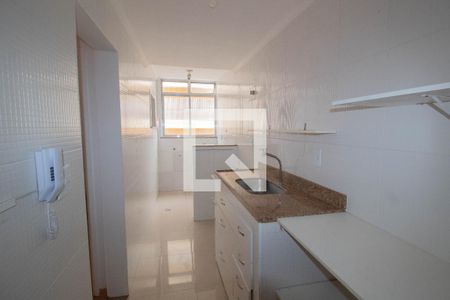 Apartamento à venda com 76m², 2 quartos e 1 vagaCozinha