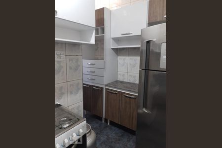 Cozinha de apartamento para alugar com 1 quarto, 30m² em Liberdade, São Paulo