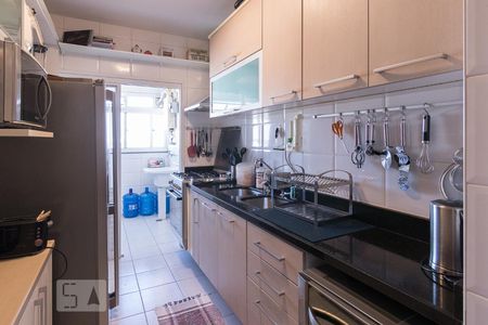 Apartamento à venda com 87m², 2 quartos e 2 vagasCozinha