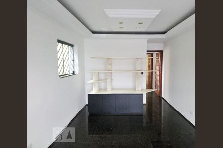 Casa à venda com 275m², 3 quartos e 5 vagasSala