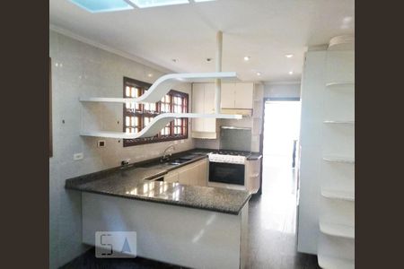 Cozinha de casa à venda com 3 quartos, 275m² em Vila Paulicéia, São Paulo