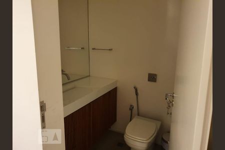 Apartamento à venda com 80m², 2 quartos e 1 vaga Apartamento à venda com 80m², 2 quartos e 1 vagaBanheiro da Suíte 1