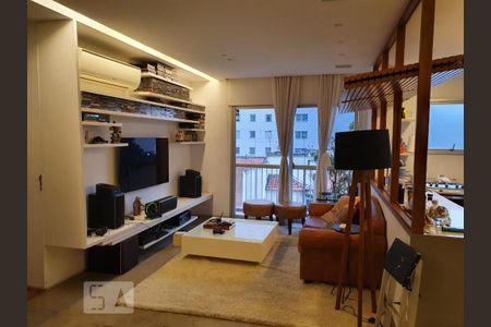 Apartamento à venda com 80m², 2 quartos e 1 vaga Apartamento à venda com 80m², 2 quartos e 1 vagaSala