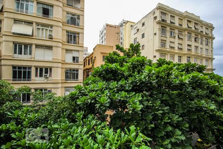 Vista de apartamento para alugar com 2 quartos, 72m² em Copacabana, Rio de Janeiro