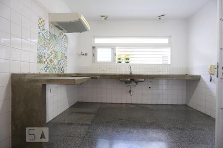 Casa para alugar com 130m², 3 quartos e 2 vagasCozinha