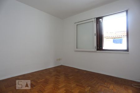 Casa para alugar com 130m², 3 quartos e 2 vagasQuarto 2