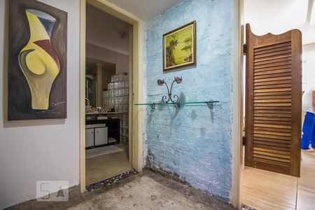 Apartamento à venda com 85m², 2 quartos e 1 vagaCorredor