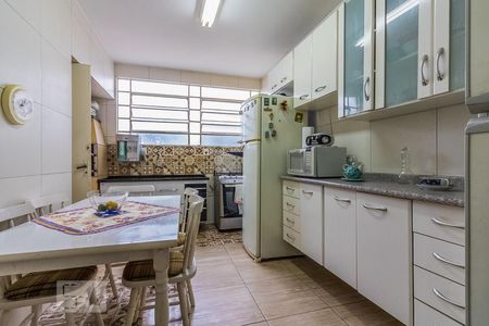 Apartamento à venda com 85m², 2 quartos e 1 vagaCozinha