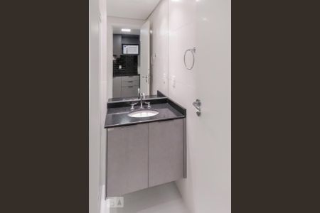 Apartamento para alugar com 34m², 1 quarto e 1 vaga Apartamento para alugar com 34m², 1 quarto e 1 vagaBanheiro