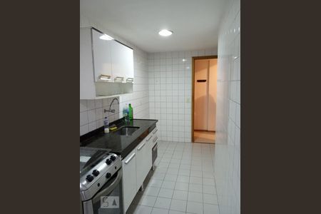 Apartamento à venda com 65m², 2 quartos e 1 vagaCozinha