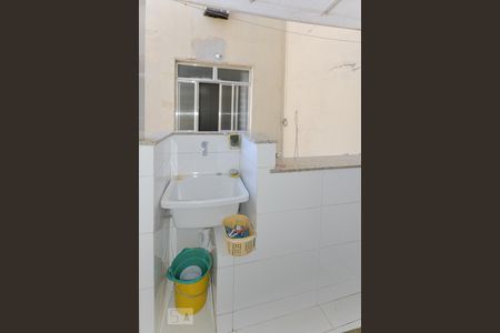 Apartamento para alugar com 75m², 2 quartos e sem vaga Apartamento para alugar com 75m², 2 quartos e sem vagaÁrea de Serviço