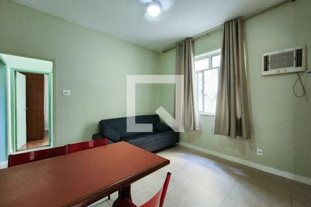 Apartamento para alugar com 2 quartos, 75m² em São Cristóvão, Rio de Janeiro