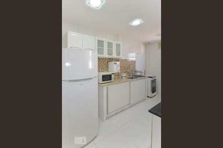 Apartamento para alugar com 75m², 2 quartos e sem vaga Apartamento para alugar com 75m², 2 quartos e sem vagaCozinha