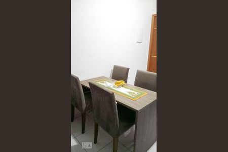 Sala de apartamento à venda com 2 quartos, 40m² em Vila Eldízia, Santo André