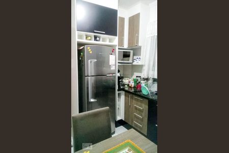 Cozinha  de apartamento à venda com 2 quartos, 40m² em Vila Eldízia, Santo André