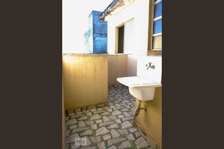 Lavanderia de casa para alugar com 1 quarto, 45m² em Jardim Iva, São Paulo