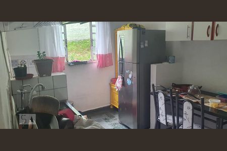 Apartamento à venda com 59m², 2 quartos e 1 vagaCozinha e Área de Serviço