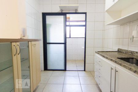 Apartamento à venda com 73m², 3 quartos e 2 vagasCozinha 