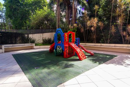 Apartamento à venda com 73m², 3 quartos e 2 vagasÁrea Comum - Playground