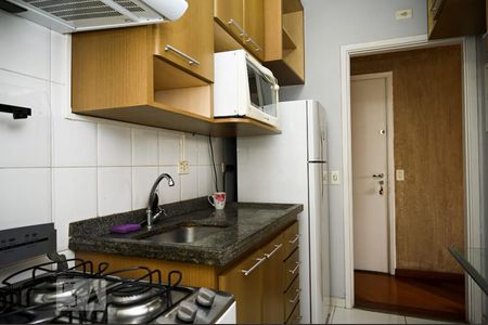 Cozinha de apartamento à venda com 2 quartos, 50m² em Jardim Ampliação, São Paulo