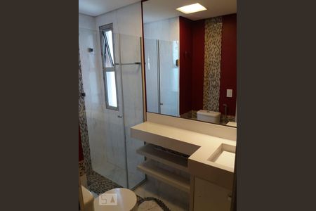 Banheiro de apartamento para alugar com 2 quartos, 77m² em Vila Marieta, Campinas