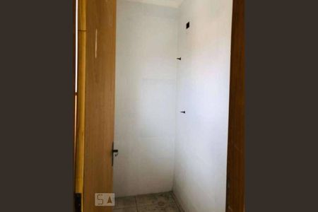 Casa à venda com 170m², 3 quartos e 2 vagasBanheiro