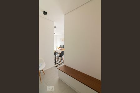 Entrada de kitnet/studio para alugar com 1 quarto, 42m² em Vila Nova Conceição, São Paulo
