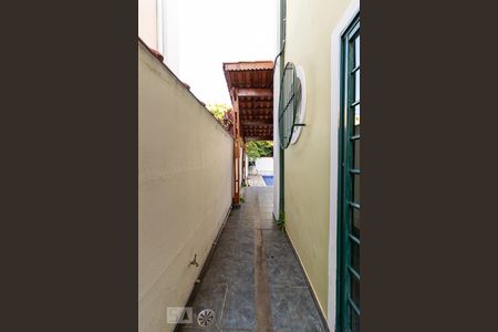 Casa à venda com 200m², 3 quartos e sem vagaCorredor