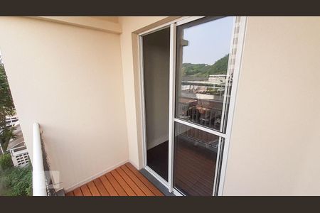 Apartamento para alugar com 50m², 2 quartos e 1 vaga Apartamento para alugar com 50m², 2 quartos e 1 vagaVaranda