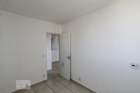 Quarto de apartamento para alugar com 2 quartos, 49m² em Vila Antonieta, São Paulo