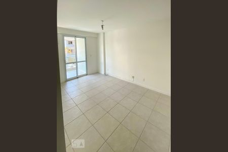Apartamento à venda com 127m², 3 quartos e 2 vagas Apartamento à venda com 127m², 3 quartos e 2 vagasSuíte