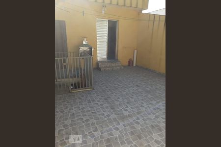 Casa à venda com 170m², 3 quartos e 1 vaga Casa à venda com 170m², 3 quartos e 1 vagaQuintal