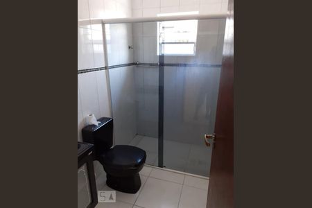 Casa à venda com 170m², 3 quartos e 1 vaga Casa à venda com 170m², 3 quartos e 1 vagaBanheiro