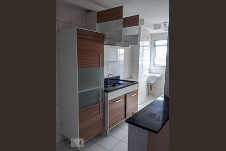 Cozinha de apartamento à venda com 2 quartos, 58m² em Vila Galvão, Guarulhos