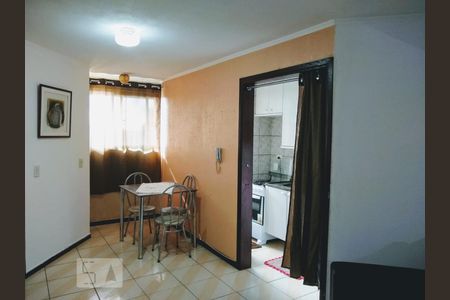 Sala de apartamento para alugar com 1 quarto, 45m² em Novo Mundo, Curitiba