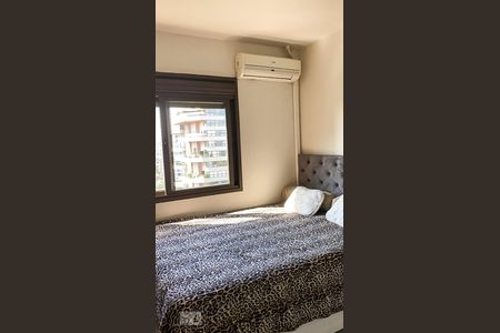 Quarto 1 de apartamento à venda com 3 quartos, 450m² em Centro, Canoas