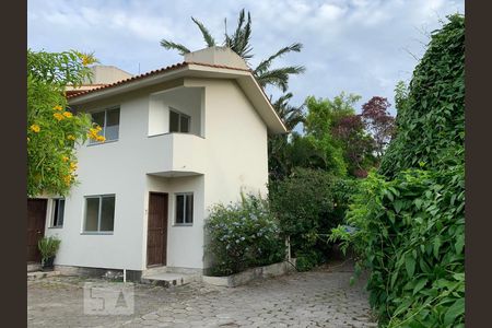 Casa de condomínio para alugar com 55m², 1 quarto e sem vagafachada