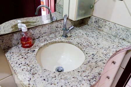 Apartamento para alugar com 80m², 3 quartos e 1 vagaBanheiro