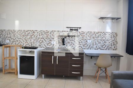 Cozinha de kitnet/studio para alugar com 1 quarto, 34m² em Fazendinha, Curitiba