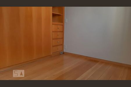 Suíte  de apartamento para alugar com 2 quartos, 60m² em Vila Uberabinha, São Paulo