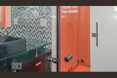 Banheiro Suíte  de apartamento para alugar com 2 quartos, 60m² em Vila Uberabinha, São Paulo